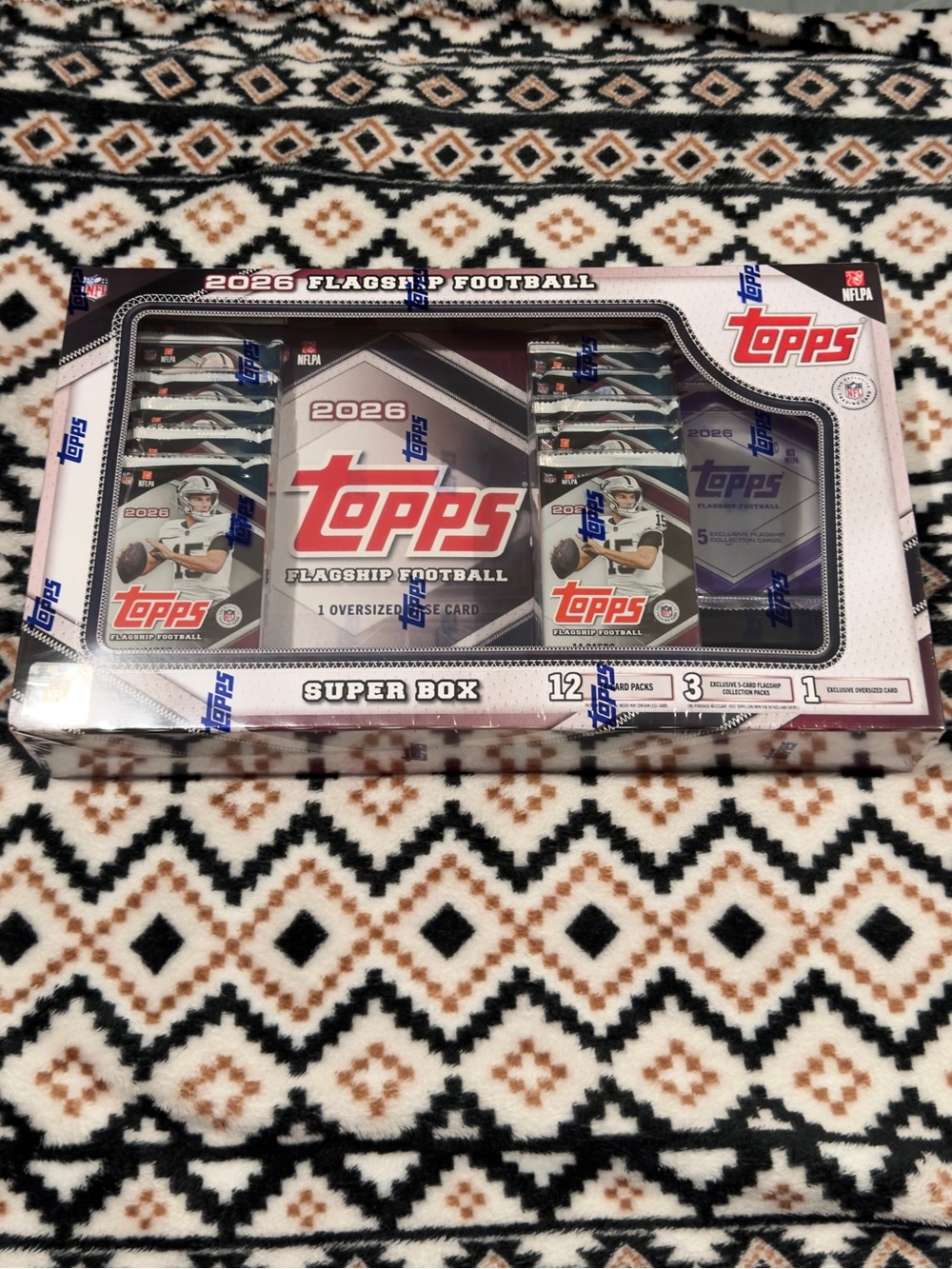 Topps Flagship Football Super Box - White, Black, Blue